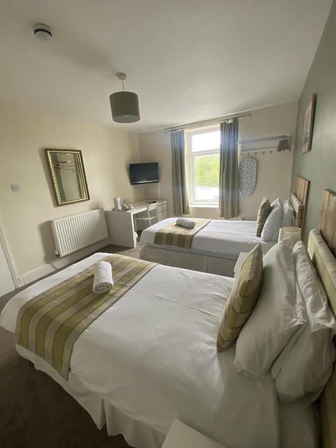 Number 19 Guest House - Self Check In - Under 4 Miles From Barrow In Furness Долтон-ін-Фернес Екстер'єр фото